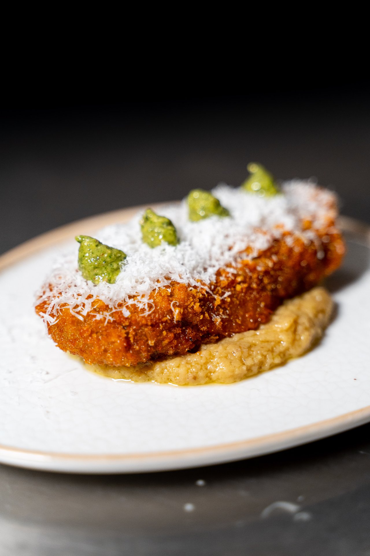 Fritto al parmigiano con pesto
